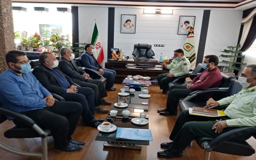 دیداراعضای شورای کانون مداحان با فرمانده نیروی انتظامی شهرستان مرودشت