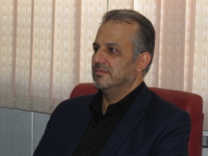 هر کارگر و کارفرما عضو یک تشکل